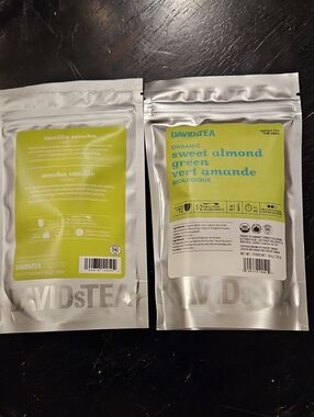 DAVIDsTEA 1 Organic Sweet Almond Green Tea & 1 Vanilla Sencha (2 Bags Total)